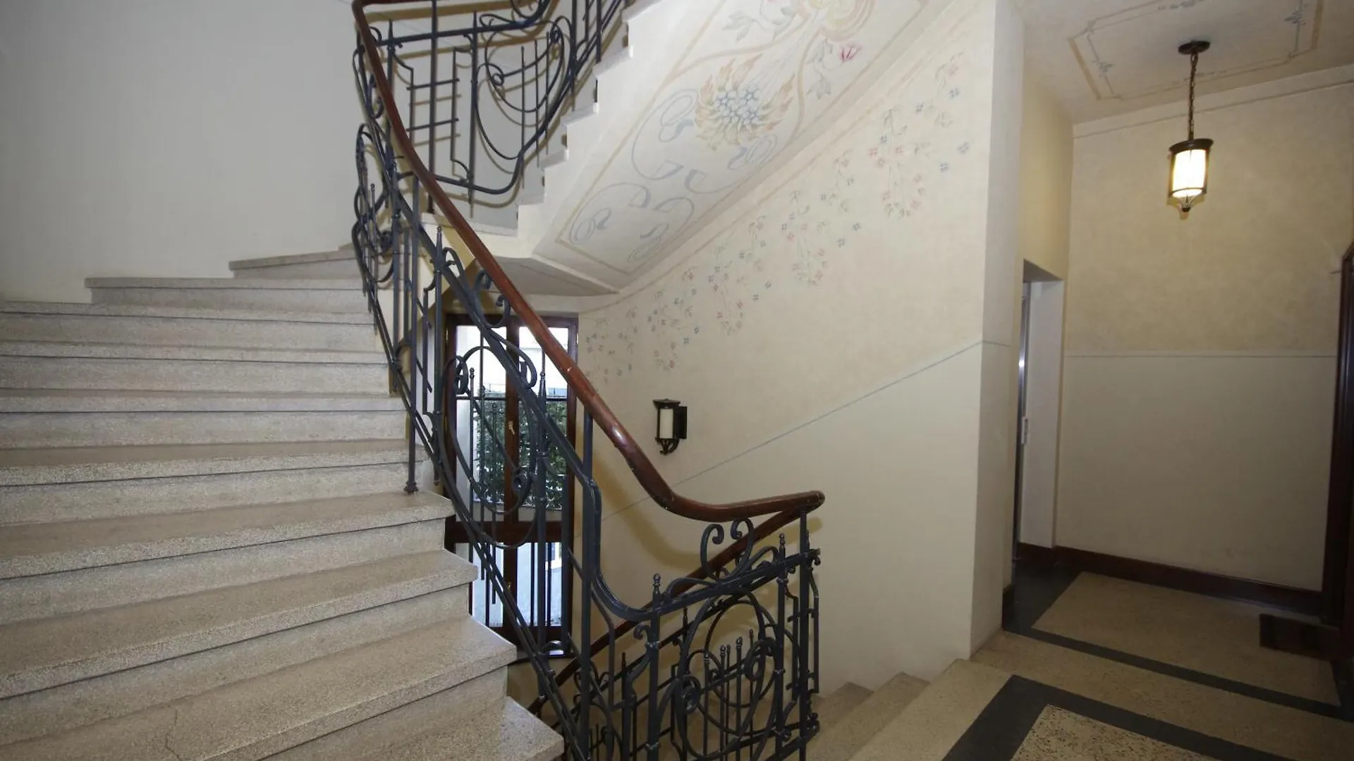 Inpoint Royal Wawel View & Old Town Apartment Krakow