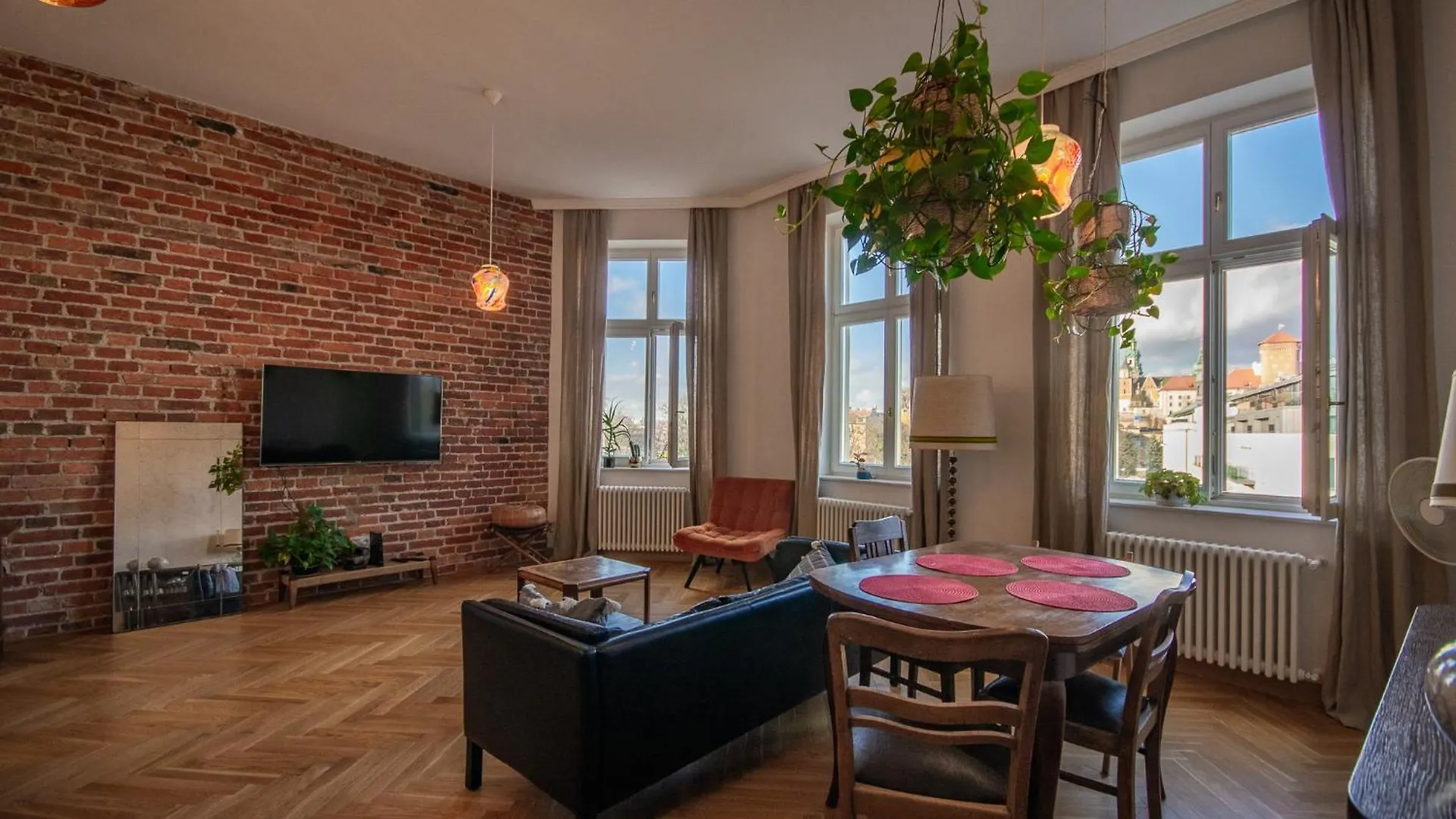 Inpoint Royal Wawel View & Old Town Apartment 0*, Krakow Poland