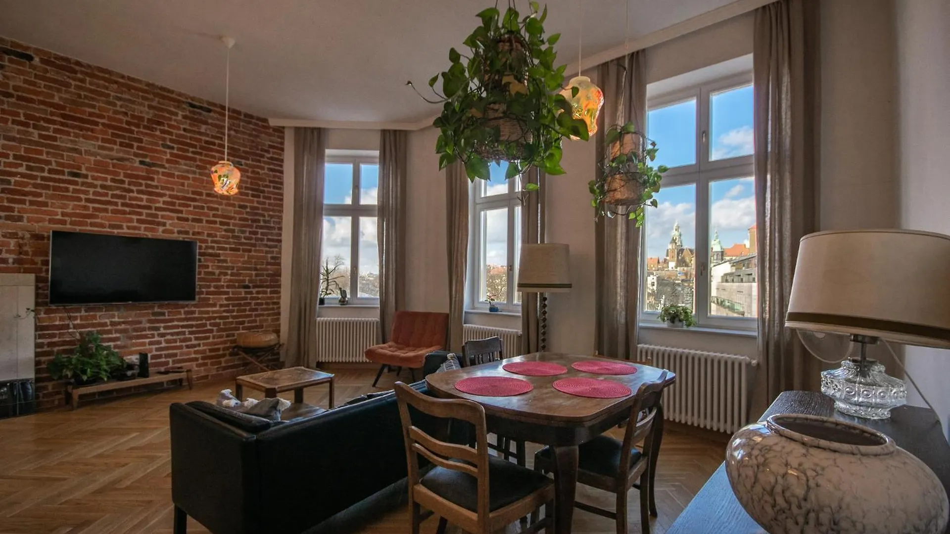 Inpoint Royal Wawel View & Old Town Apartment 0*, Krakow Poland