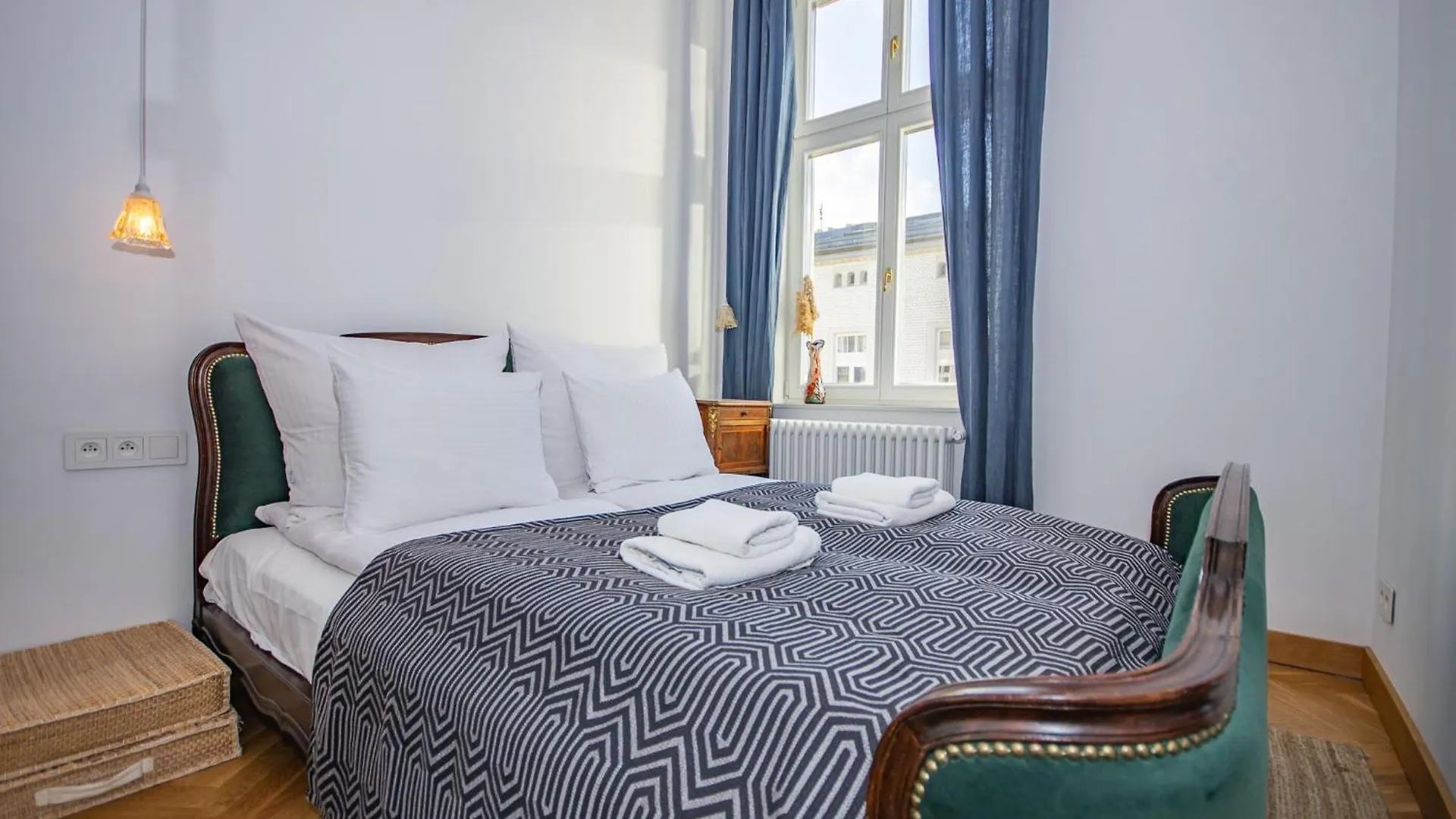 Inpoint Royal Wawel View & Old Town Apartment 0*, Krakow Poland