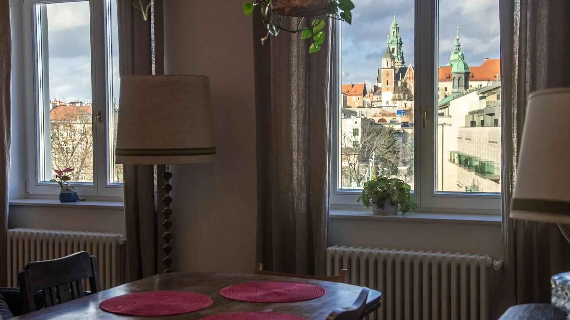 Inpoint Royal Wawel View & Old Town Apartment 0*, Krakow Poland