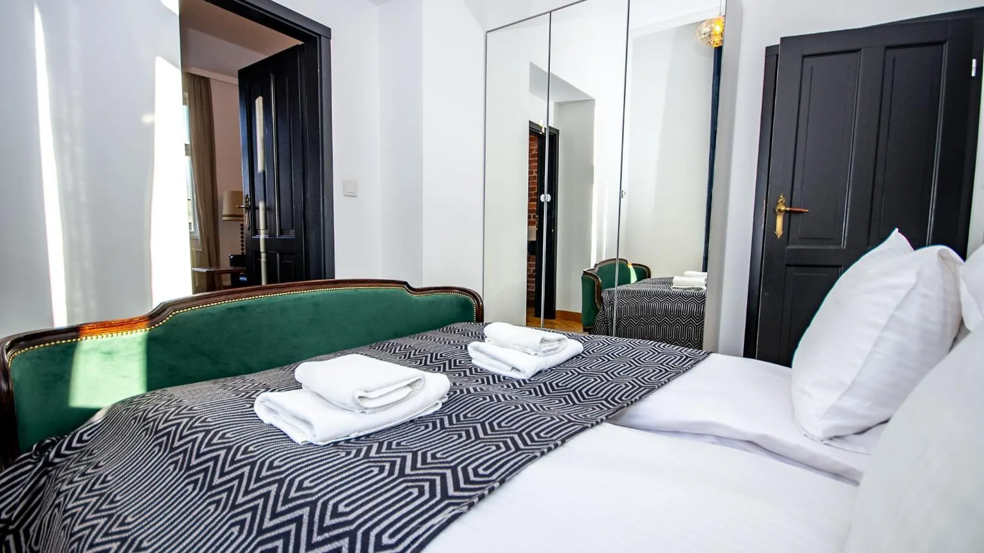 Inpoint Royal Wawel View & Old Town Apartment