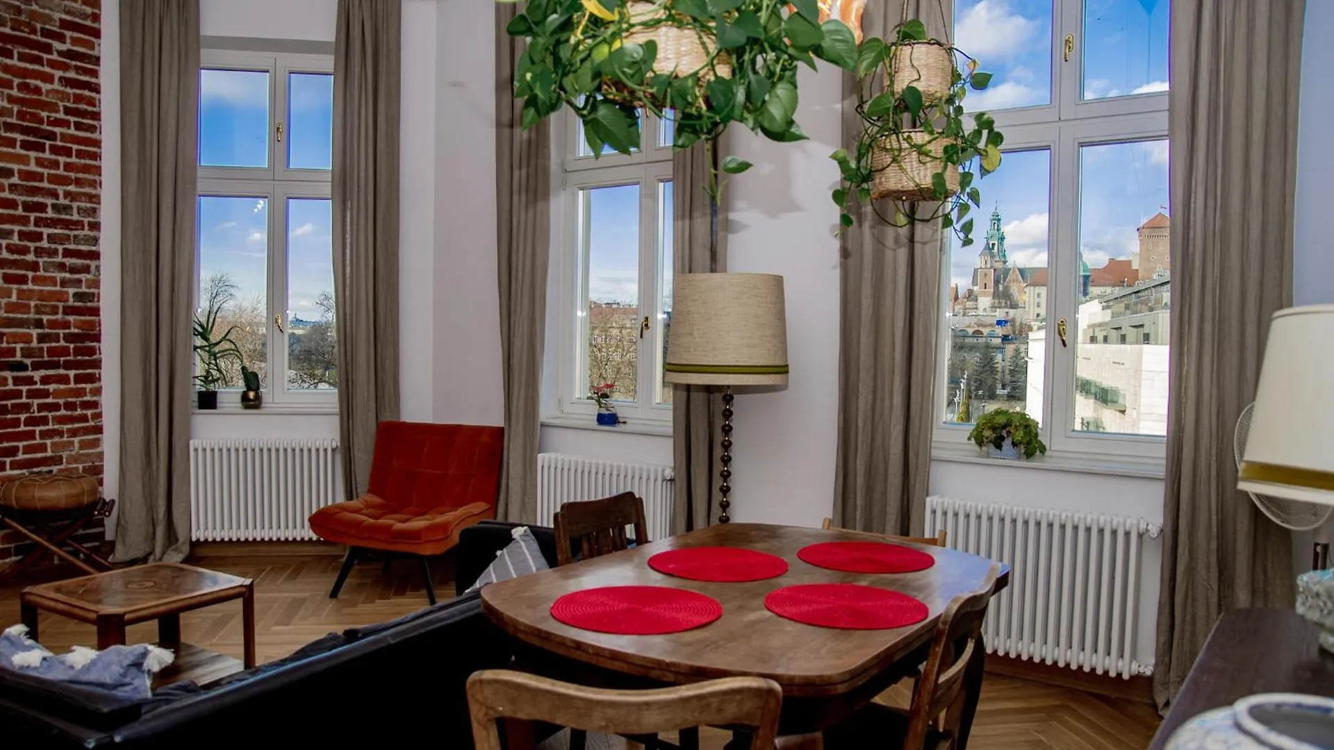 Inpoint Royal Wawel View & Old Town Apartment Краков