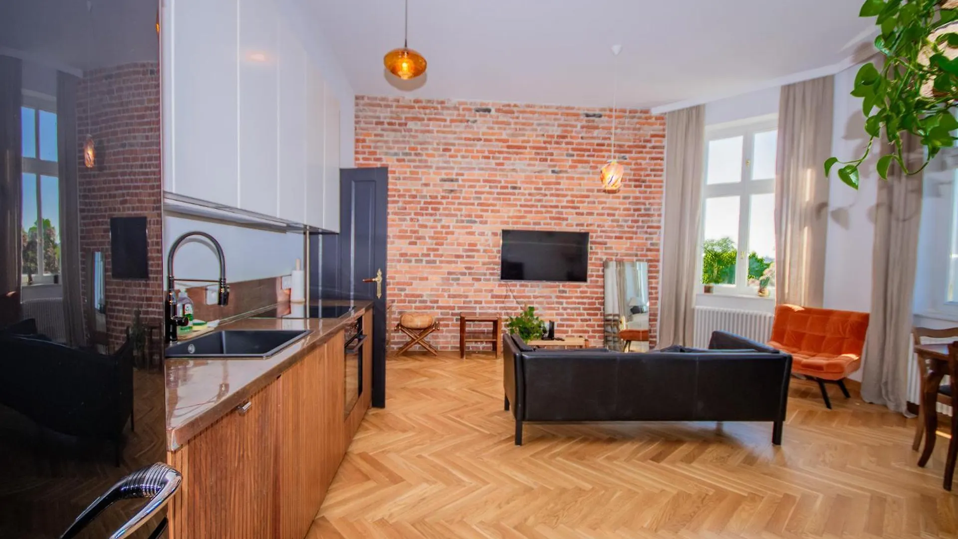 Inpoint Royal Wawel View & Old Town Apartment 0*, Krakow Poland