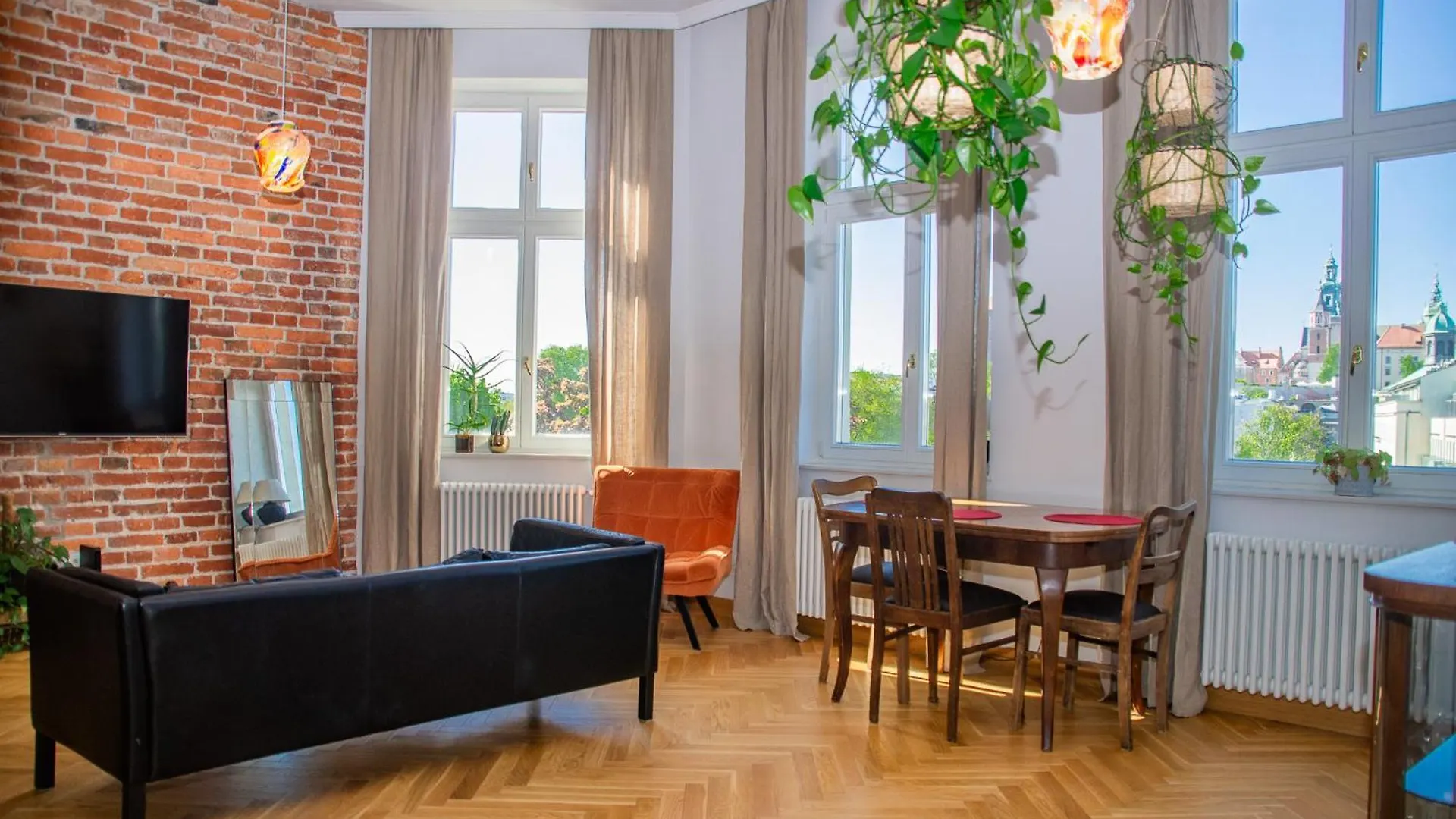 Inpoint Royal Wawel View & Old Town Apartment  Krakow